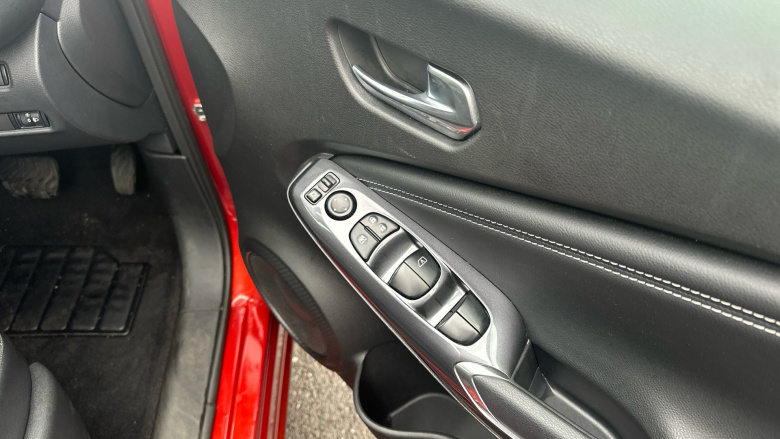 Nissan Juke 1.6 Hybrid N-Connecta 5dr Auto Hybrid Hatchback